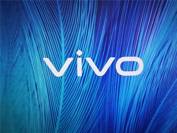 vivo X100系列首发天玑9300：超大杯搭载骁龙8 Gen3